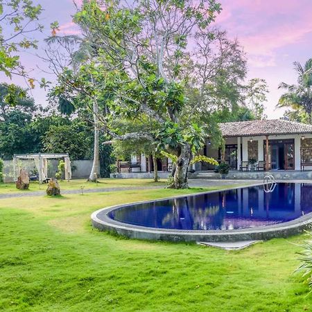 Antique Ceylon Villa Ahangama Bagian luar foto